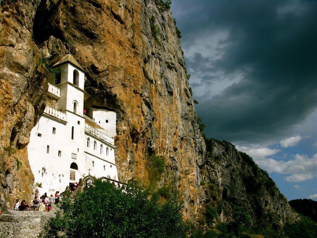 Острожский монастырь под Даниловградом