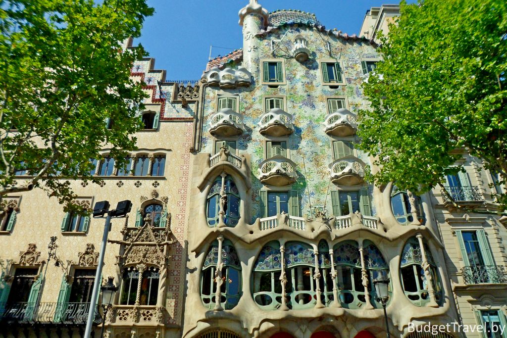 Достопримечательности Барселоны - Дом Бальо