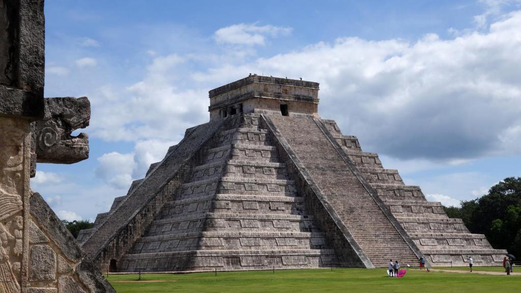 Пирамида в Мексике