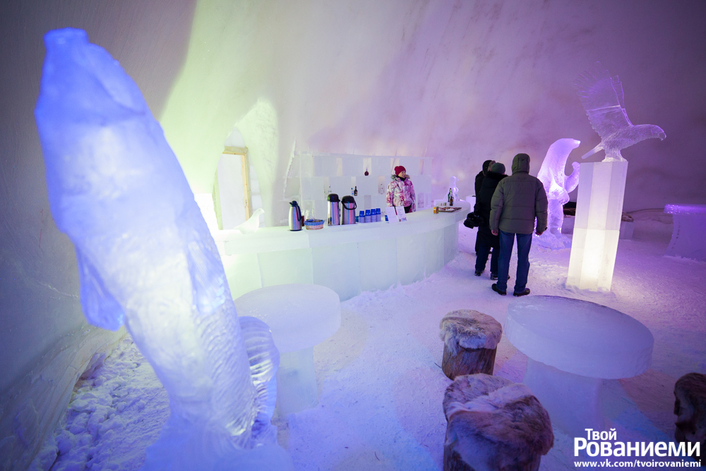 Ледяной бар в Мире Снеговиков