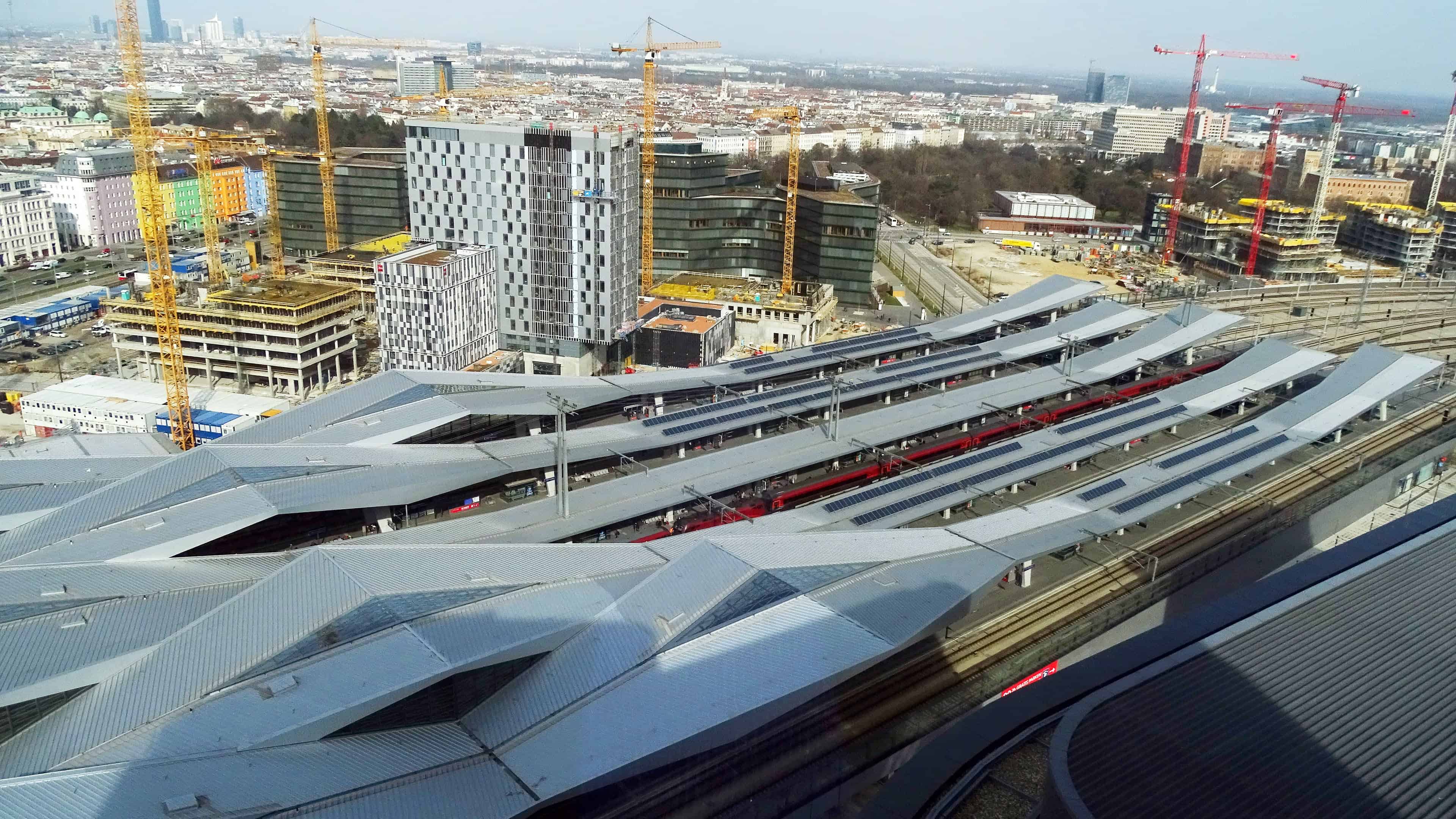 View over Wien Hauptbahnhof still heavily under construction @2017