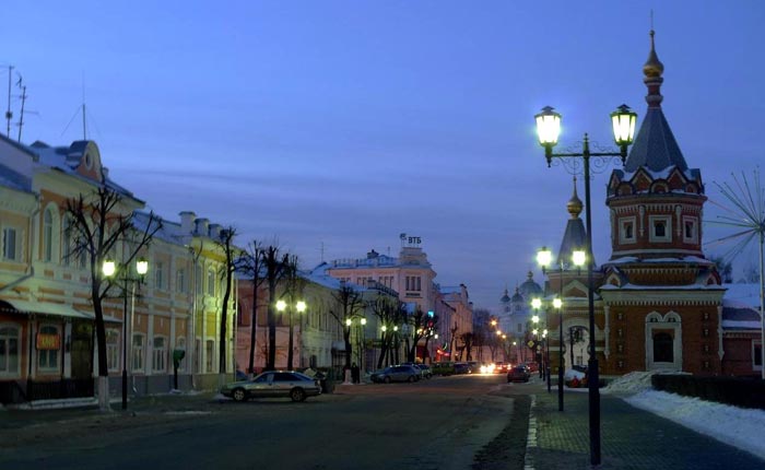 Вечерняя улица Андропова