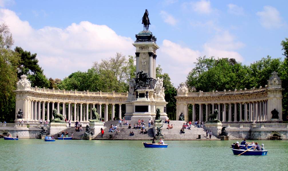 Парк Эль Ретиро в Мадриде