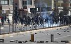 Один полицейский погиб и 36 получили ранения во время беспорядков на праздновании Навруза