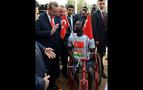 Эрдоган подарил молодому жителю Нигера кресло с электроприводом