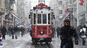 В Стамбуле идёт снег