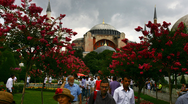 Стамбул рад гостям, несмотря на Гези
